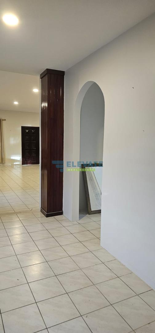 HRH0354 in Paramaribo - foto 15