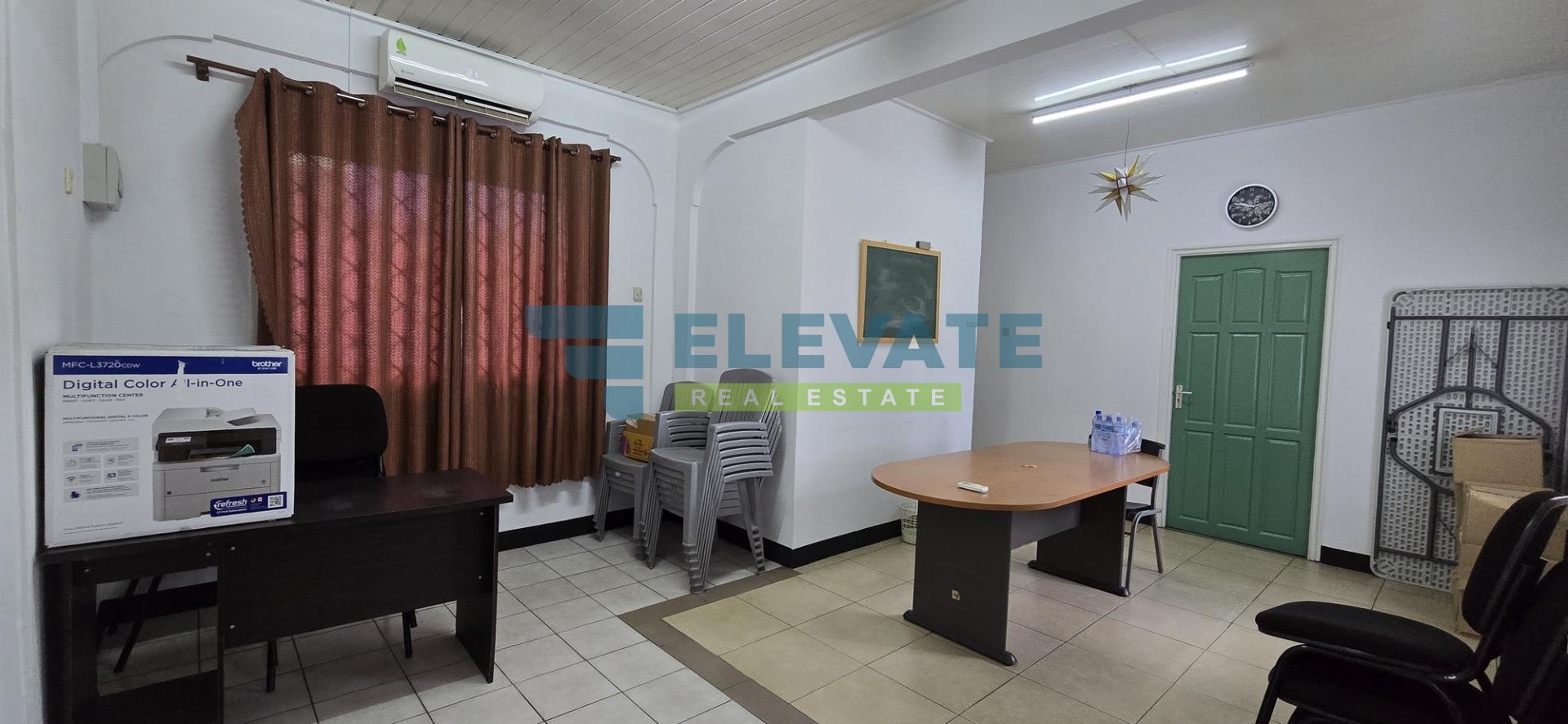 HRH0357 in Paramaribo - foto 11