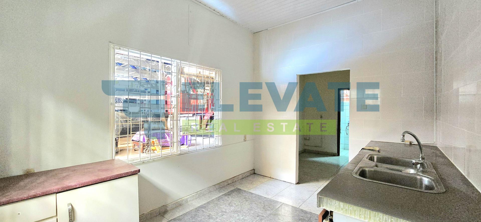 HRV0245 in Noord en omgeving, Paramaribo - foto 22