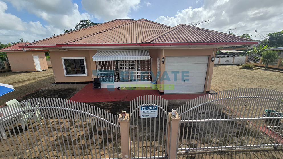HRV0256 in Uitvlugt en omgeving, Paramaribo - foto 2