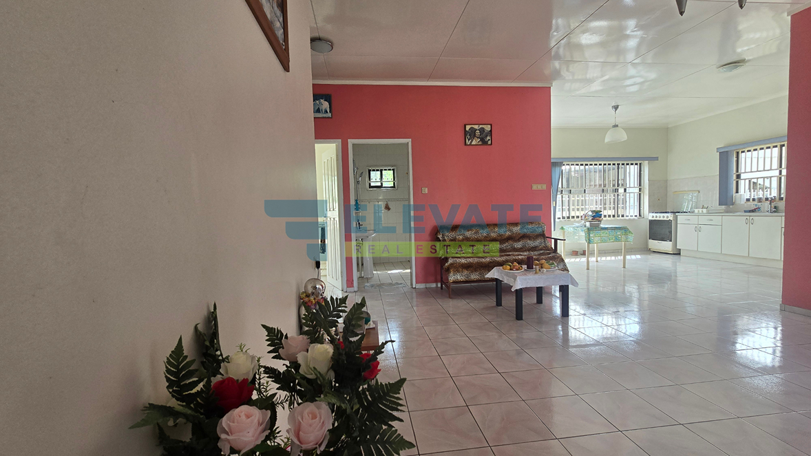 HRV0256 in Uitvlugt en omgeving, Paramaribo - foto 9